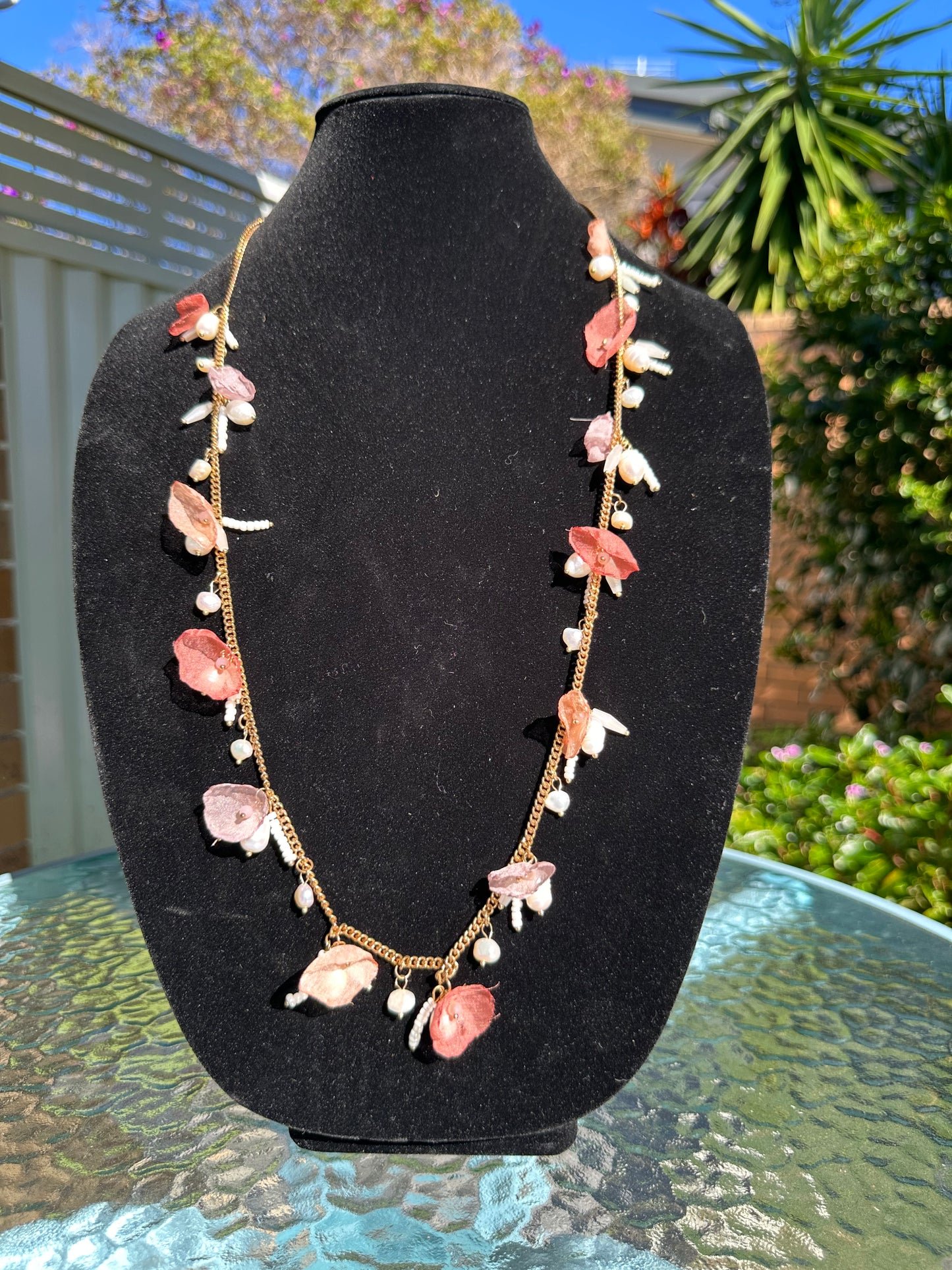 Natural white pearl Necklace with side silk flowers