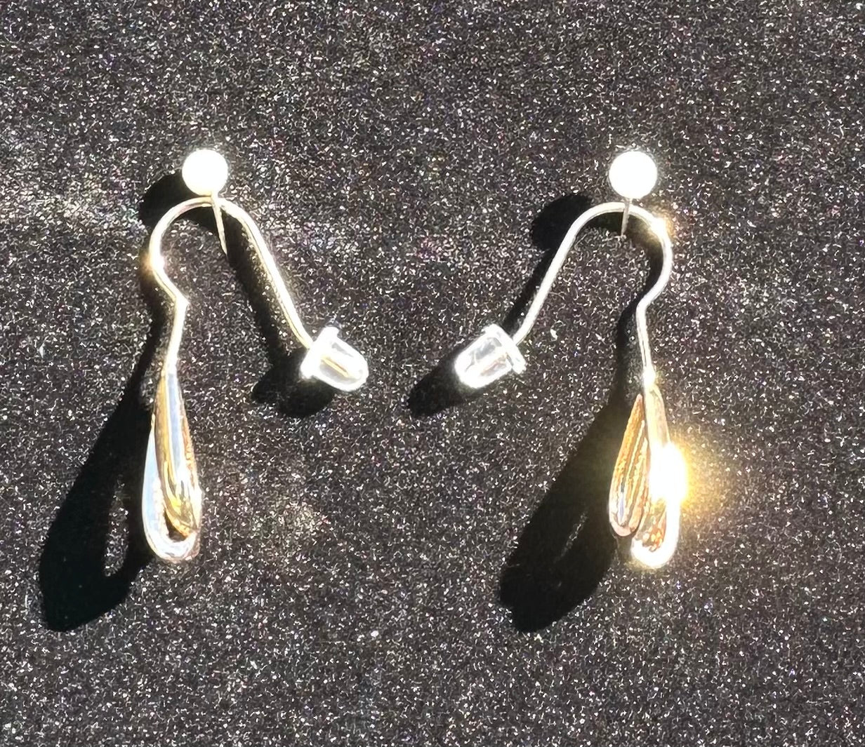 Gold Plated with cubic zirconia crystal Tear drop Earring.