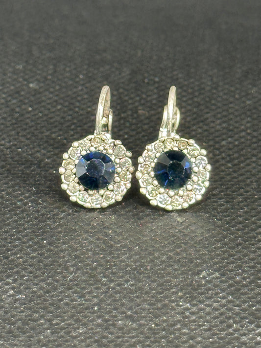 Decretive Black bead earrings